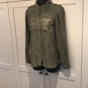 I love Ronson silk blouse size xs